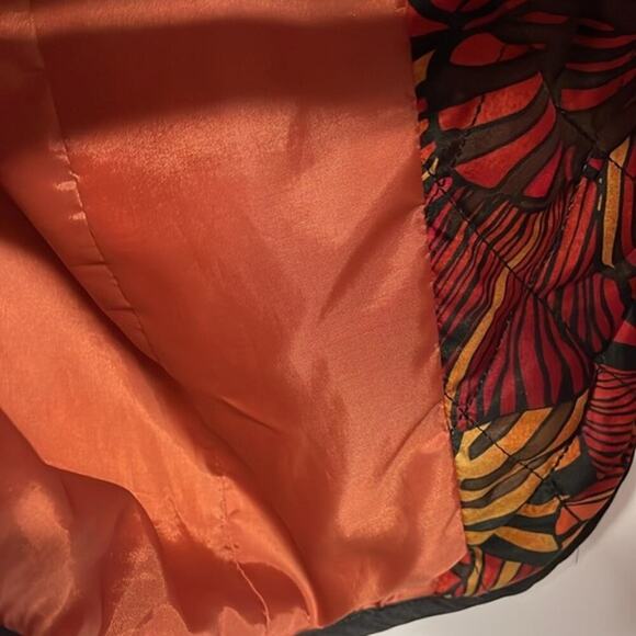 RQT Woman Orange Black Floral Quilted Design Full Zip Coat Size 2X - Picture 5 of 8